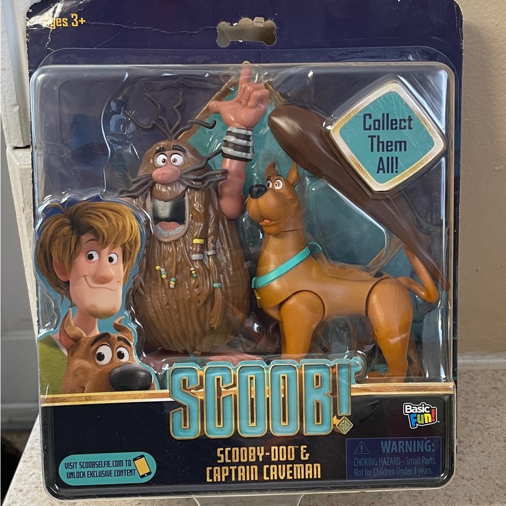 Basic Fun Scoob! 6" Action Figures 2 Pack - Scooby Doo and Captain Caveman - Picture 7 of 8